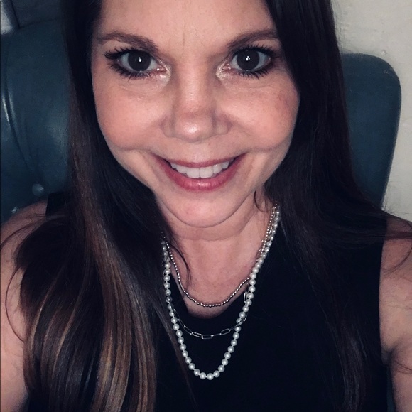 Meet your Posher, Stacy - Picture 1 of 1